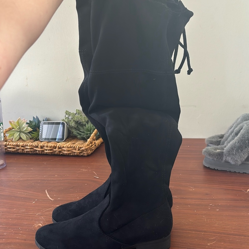No Boundaries black thigh high boots size 7.5 wide
